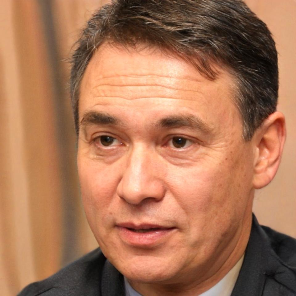 Finn Schröder, Mitgründer Sylquorivane